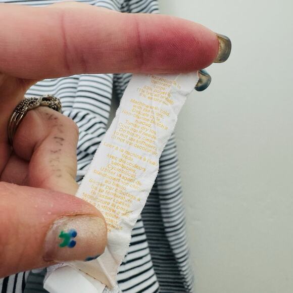 Lucy Black And White Striped Scoop Neck Long Sleeve Tee Women’s Size M - Picture 5 of 7